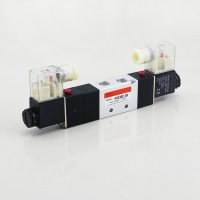4V230C-08 正面