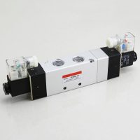 4V230C-15 正面